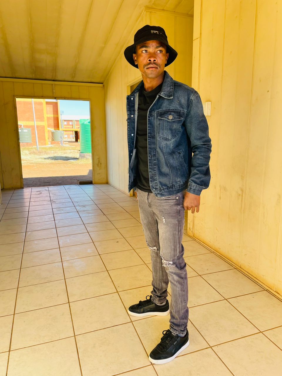 @Tsotlhe345✌