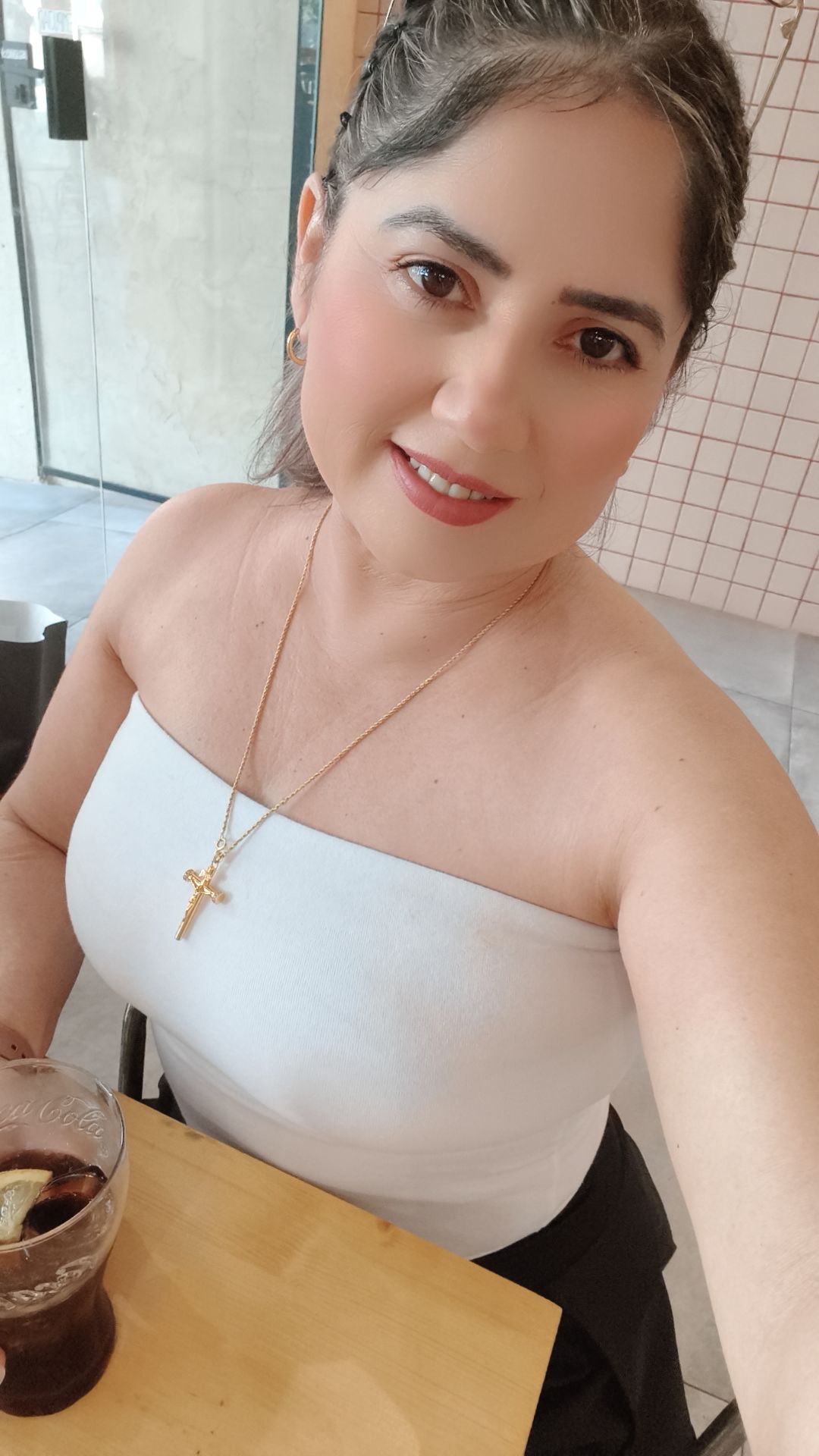 @chaparrita hermosa 😍🇵🇾🇪🇸