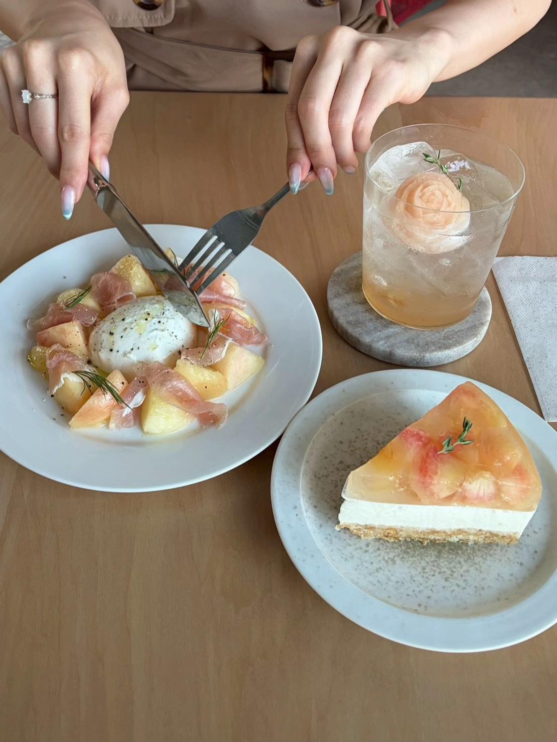 @つばさ/カフェを開きたいカフェ店長