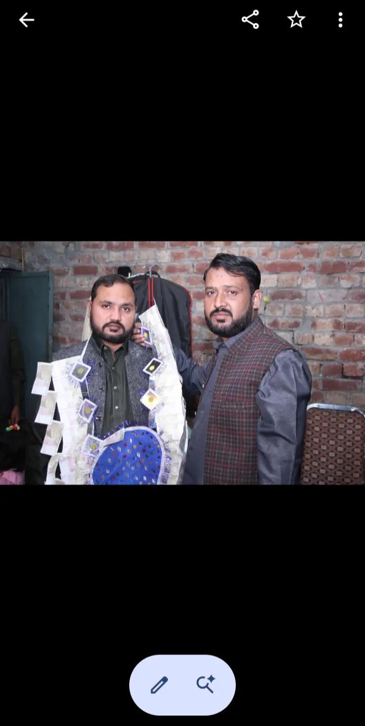 @Waseem baii 12
