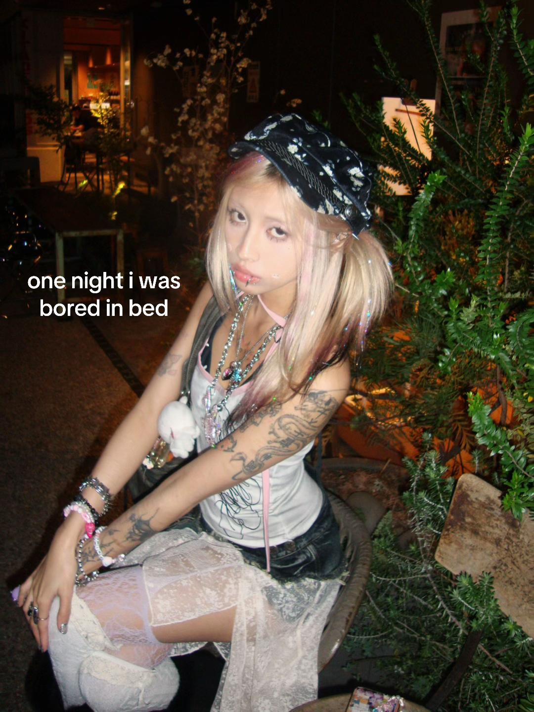 @aeyochi