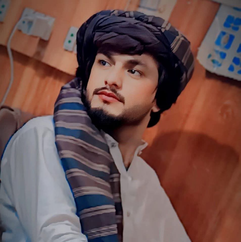 @HasEeb JaN 2 Account 🤍