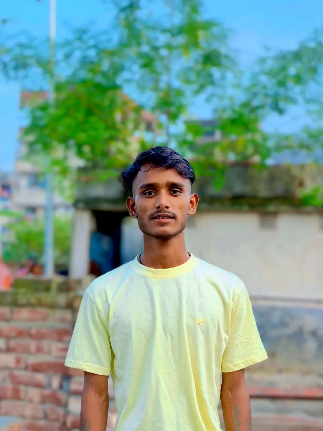 @❤️পরিবারে বড় ছেলে🥀