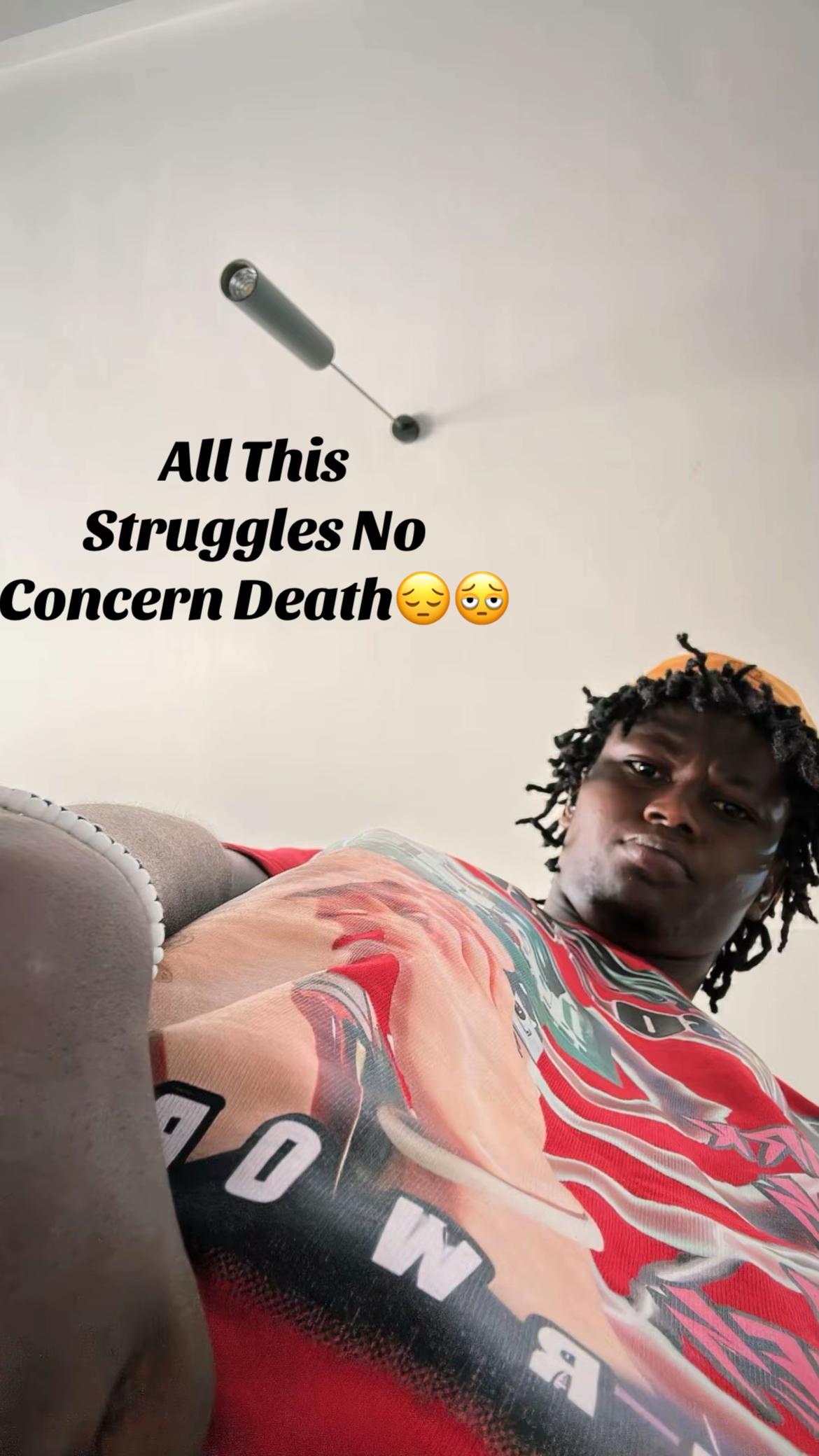 @THE MIDDLE CHILD ✌️🙇🏾♂️🕷️