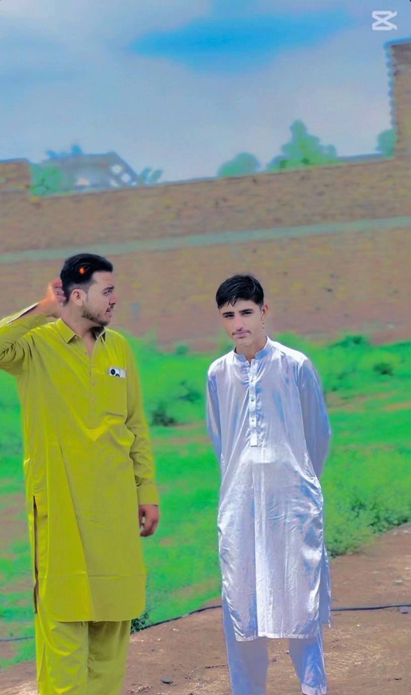 @🇵🇰معا ذ ❤️بادشاہ🥷🏻