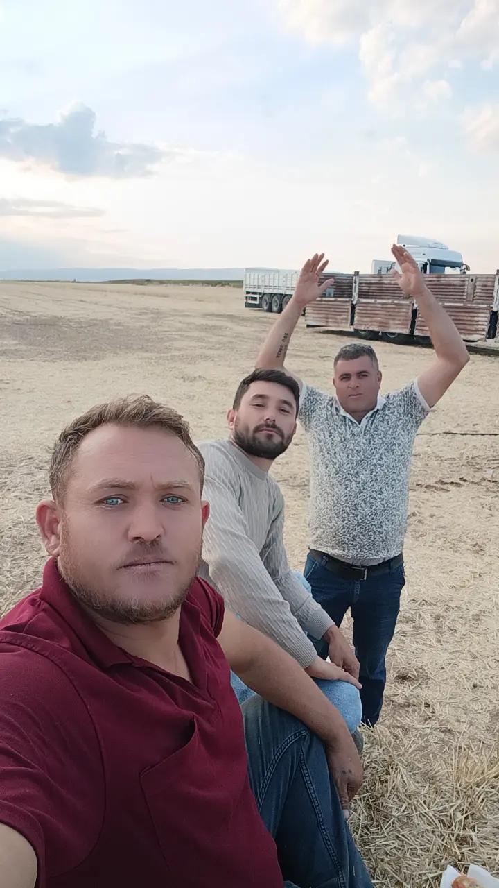 @yakamozzz