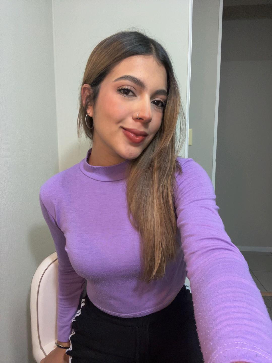 @Carla15