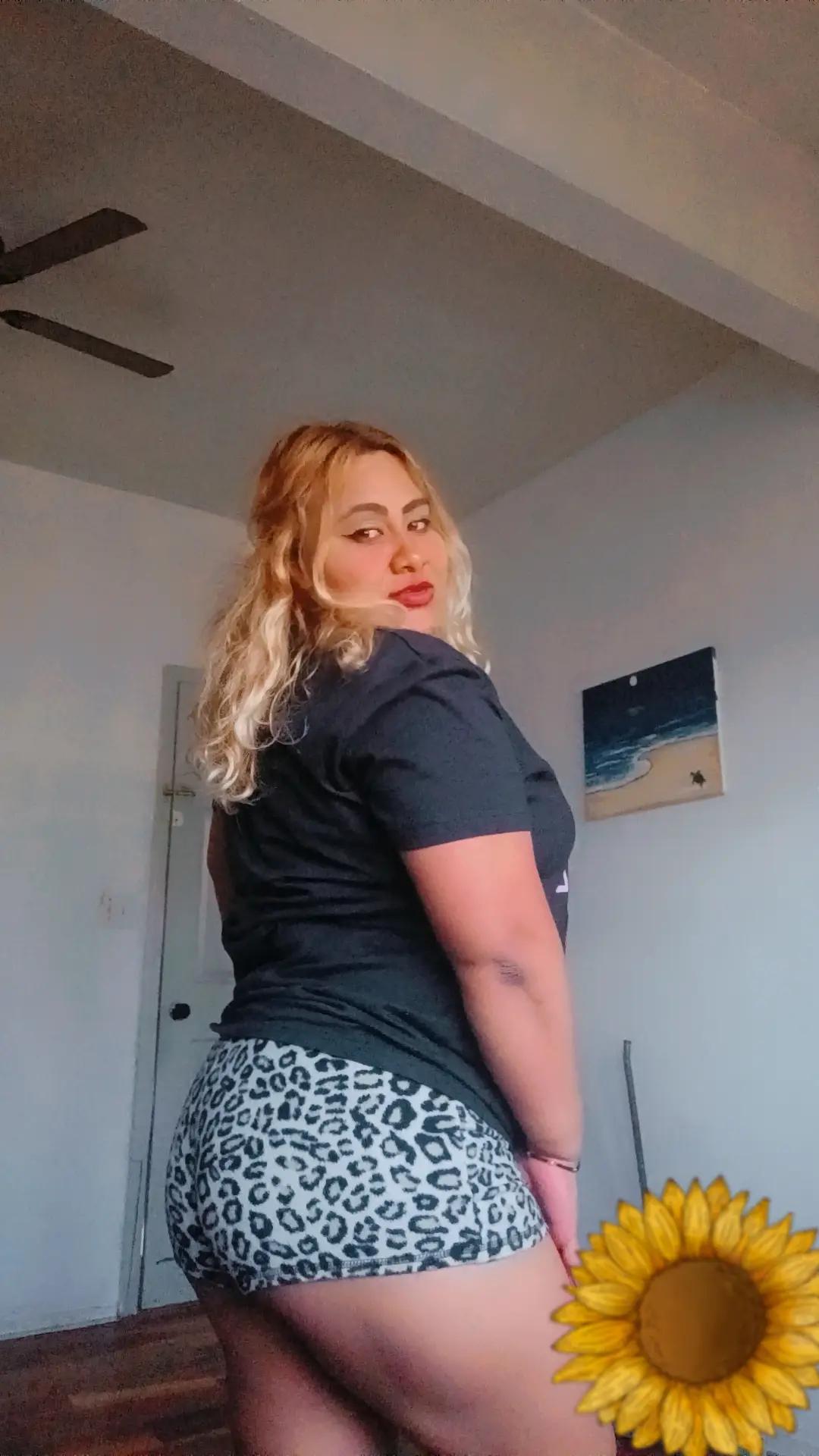@Lha gatita arriaza
