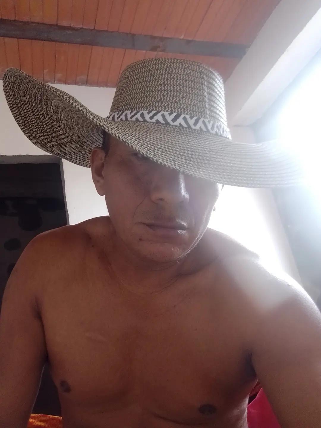 @Miguel González