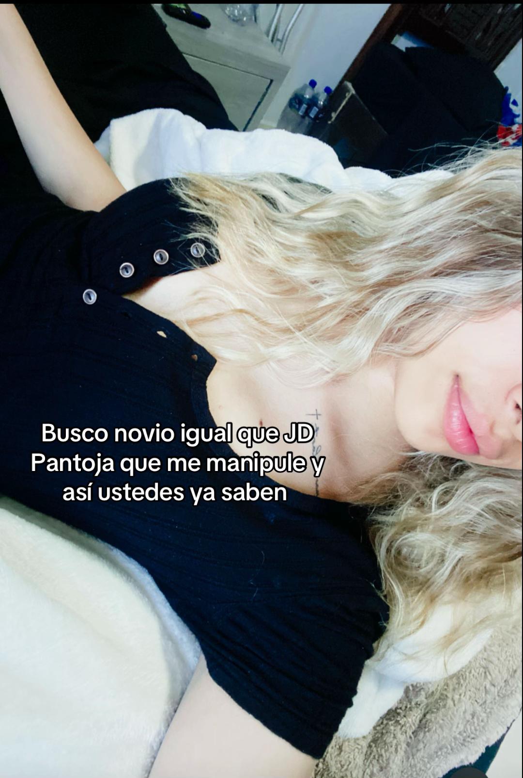 @𝒴