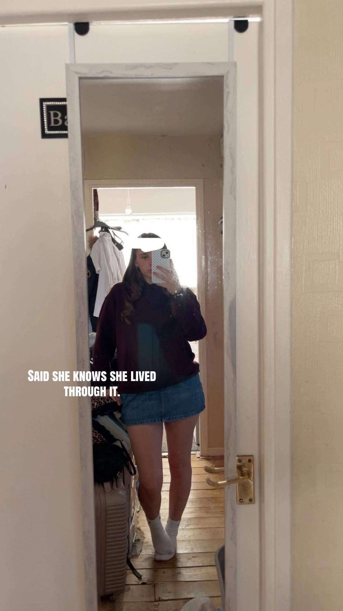 @&sup1;&sup1;𝐬𝐤𝐲𝐞𝐞𝐞⁶+&sup3;&sup1;