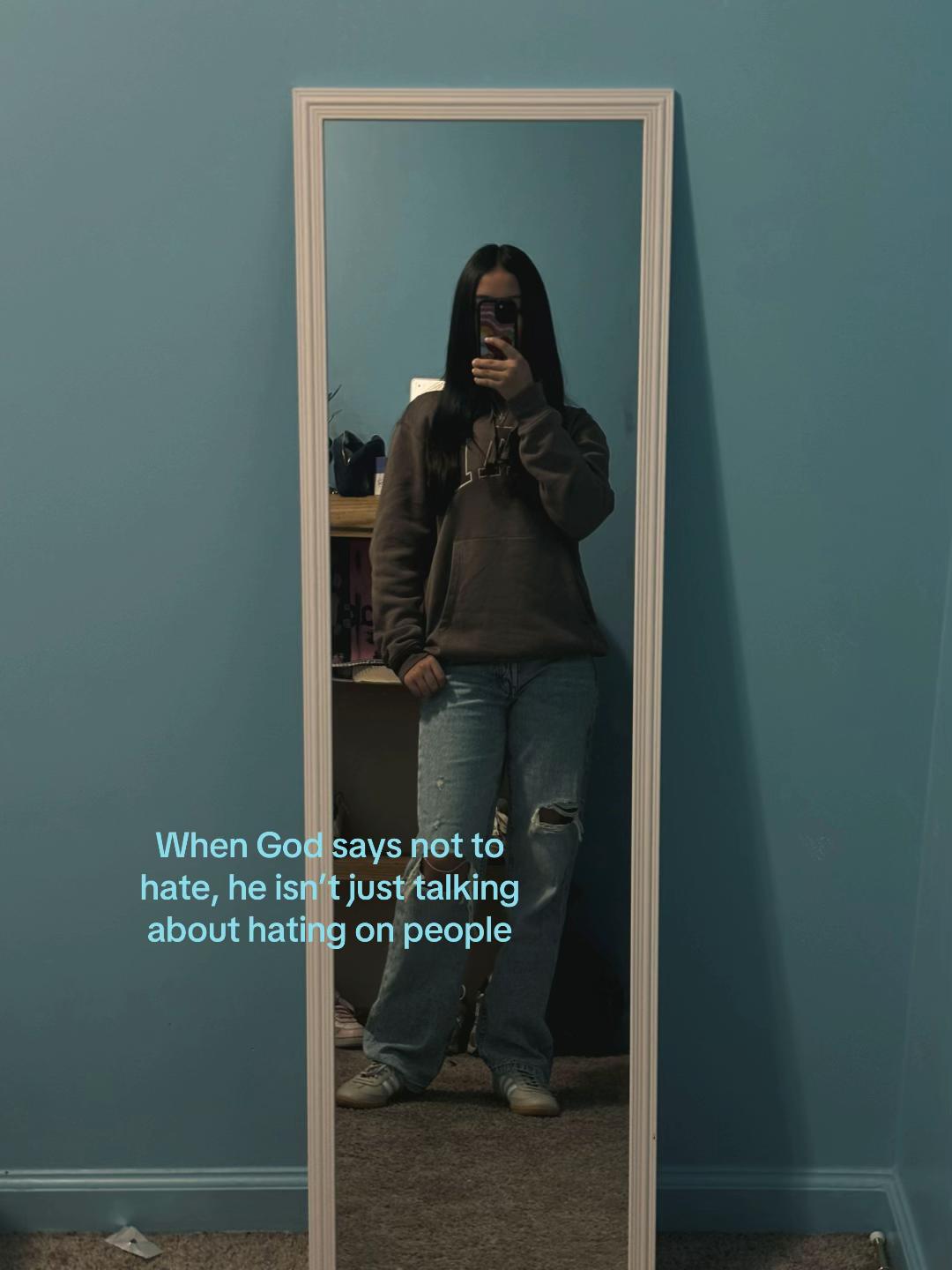 @𝐹𝓁𝒶𝓋𝒾𝒶.