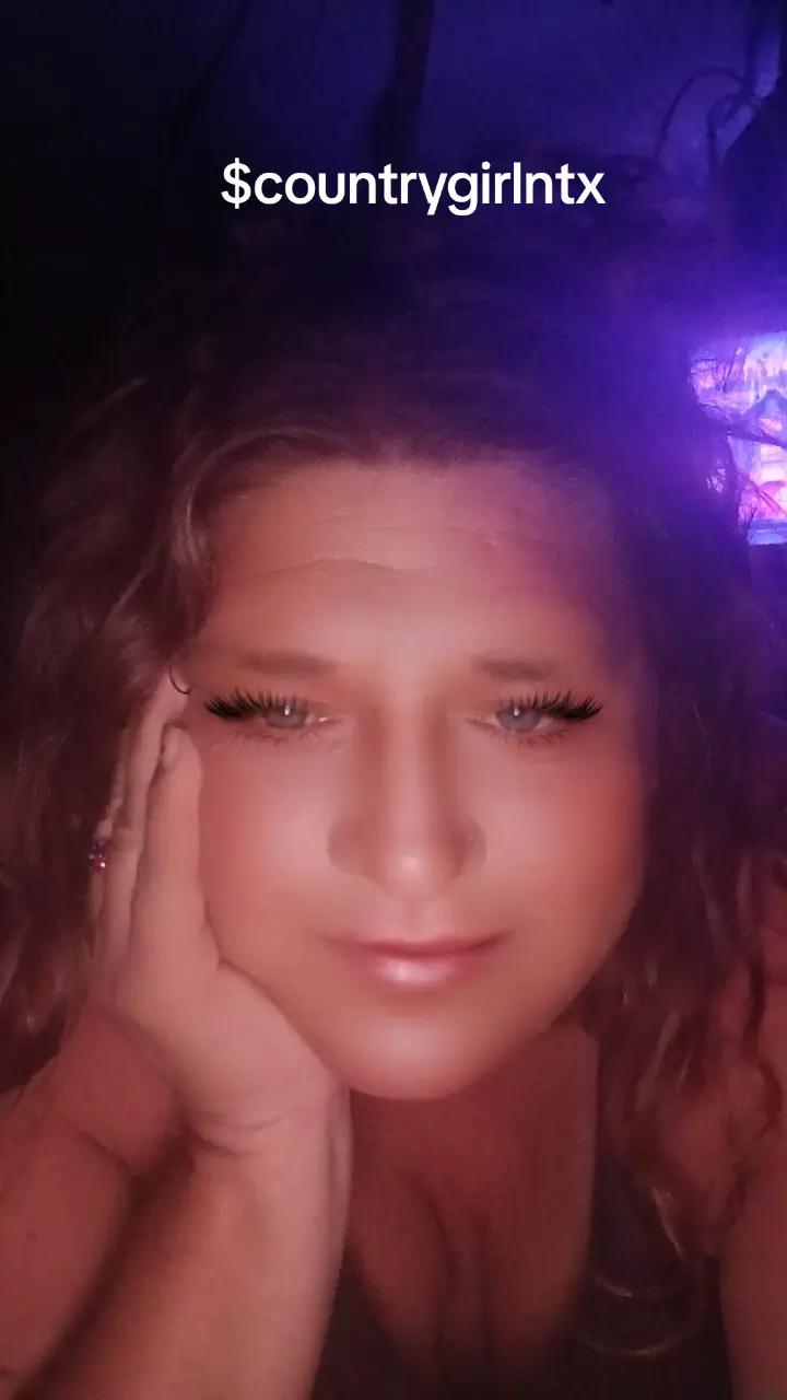 @countrygirl