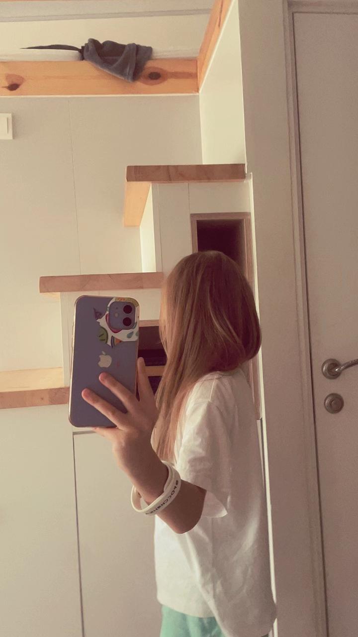 @Polinq