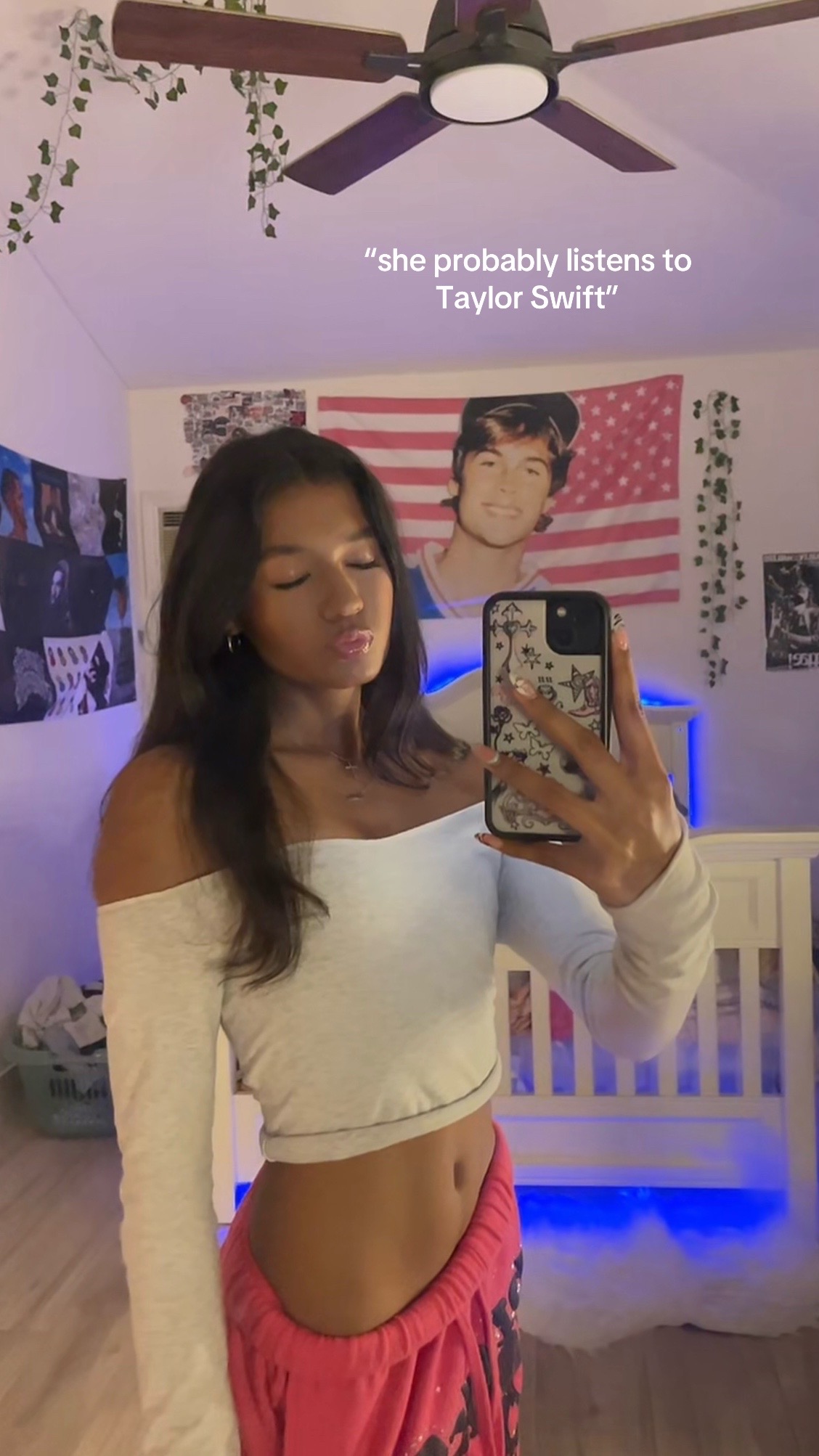 @_sophiechaii