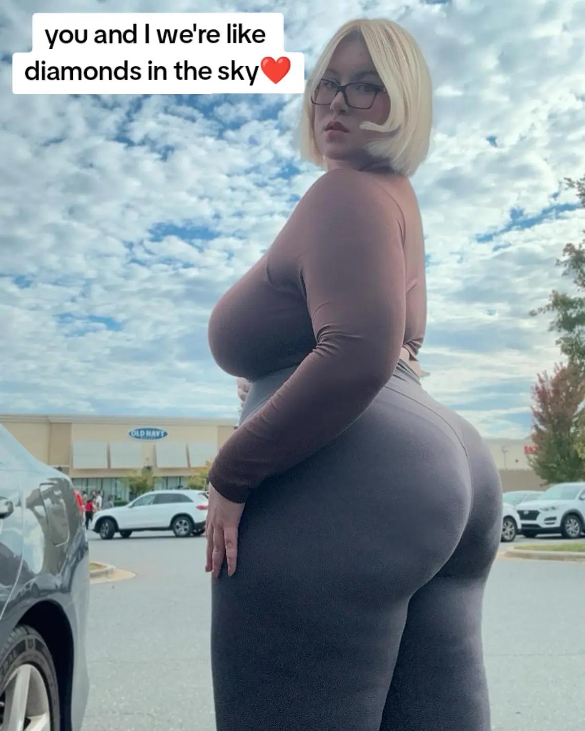 @Lauren Butler 🦋 🍓❤️