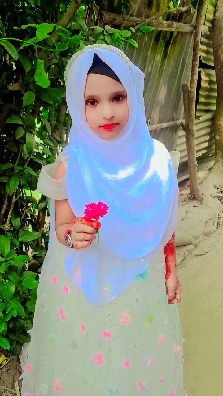 @Md Farukh প্রবাসী বলে কেউ ভালো
