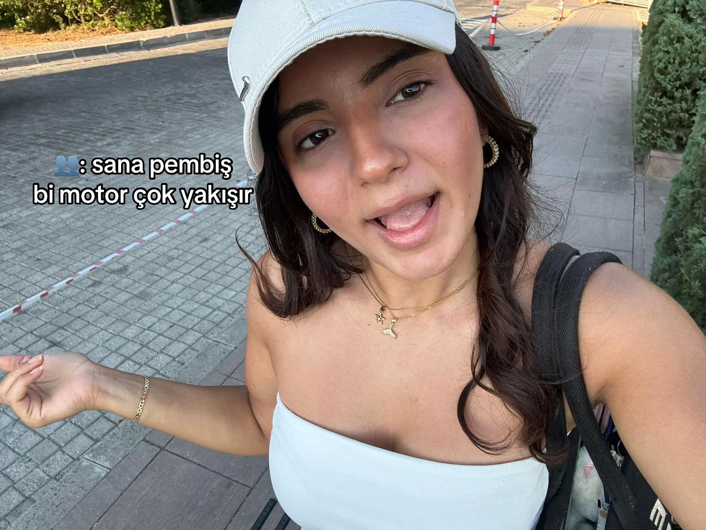 @pembeispanak