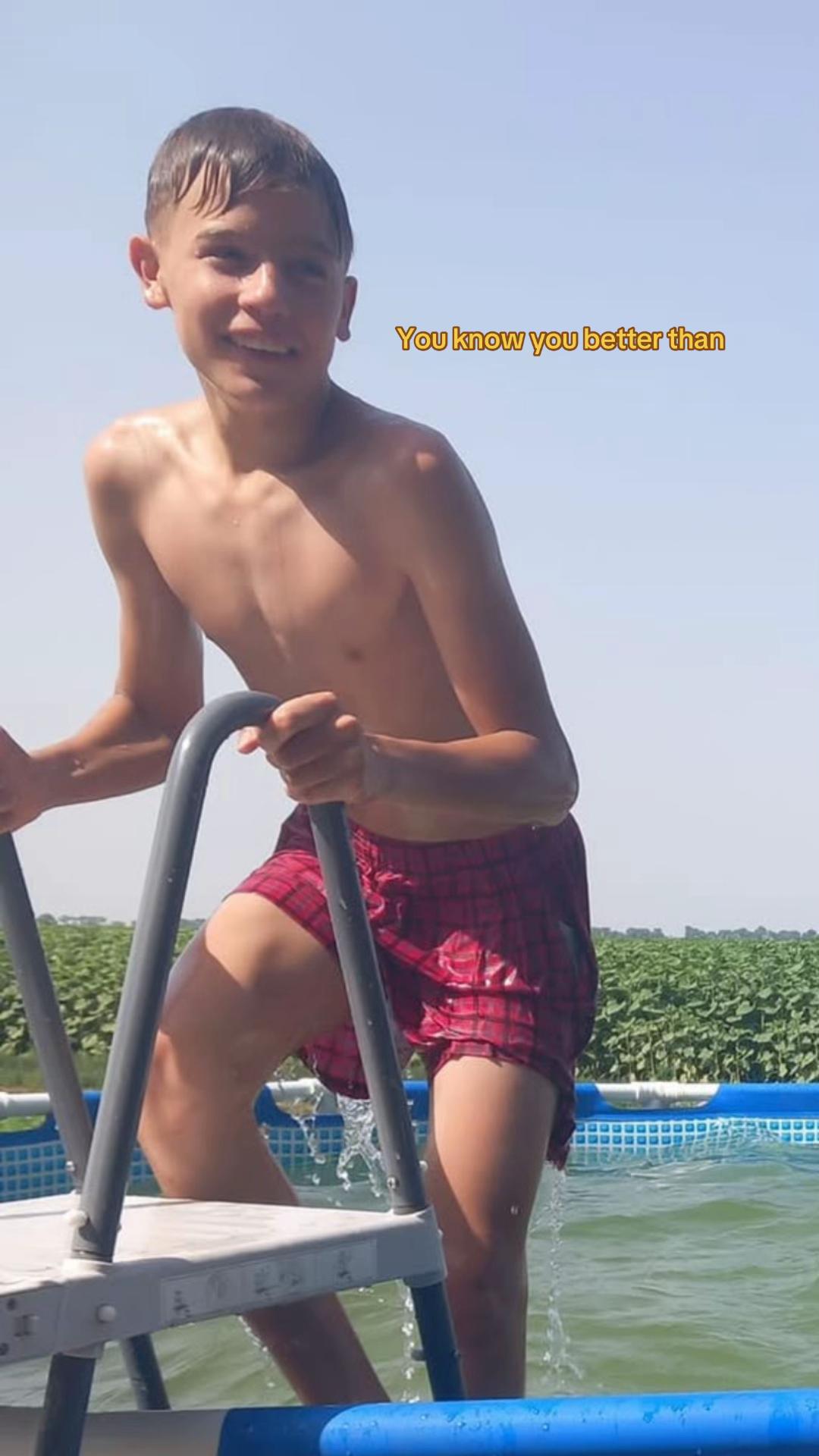 @𝓷𝓸𝓿𝓪𝓴💫
