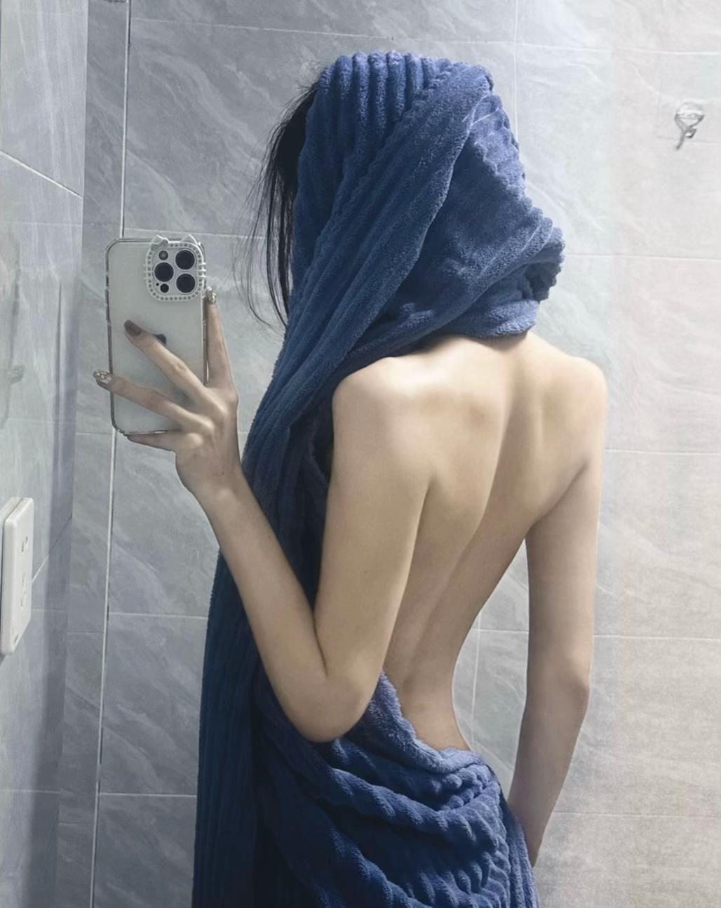 @依琳很调皮🤑