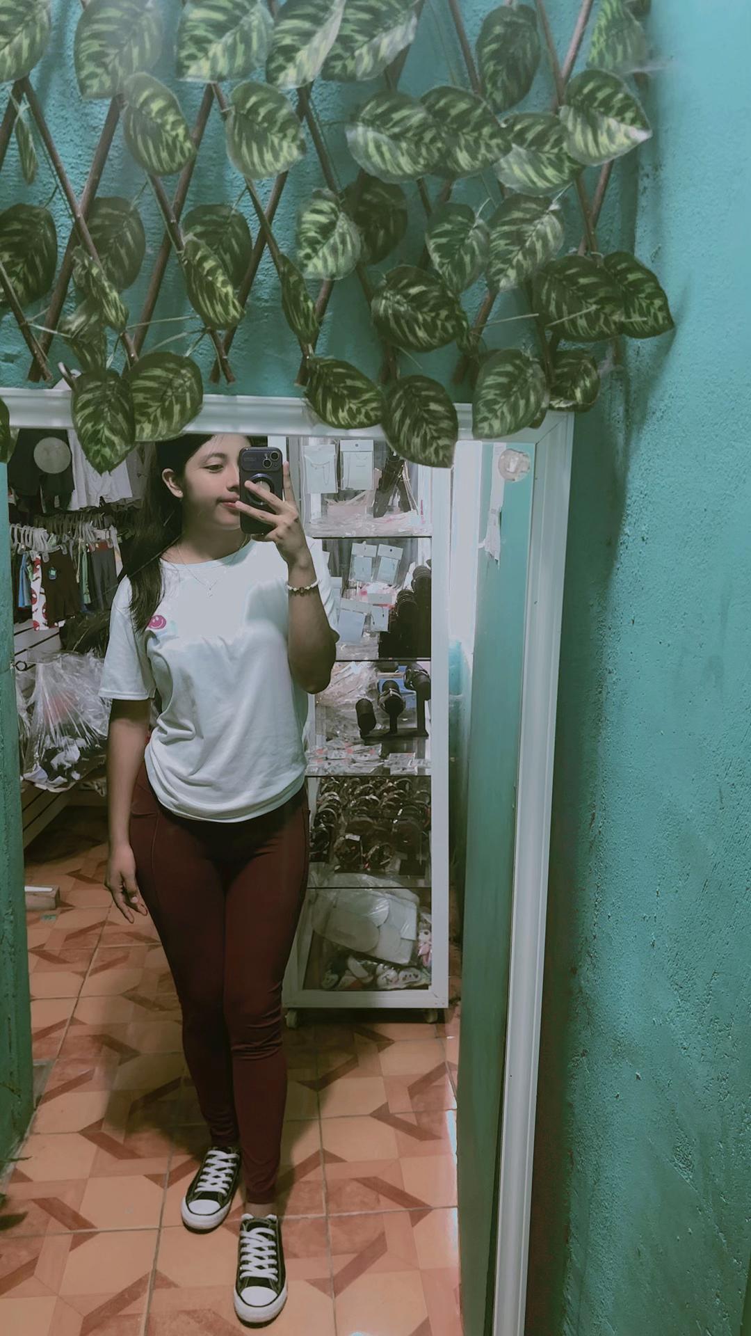 @Beatriz A .