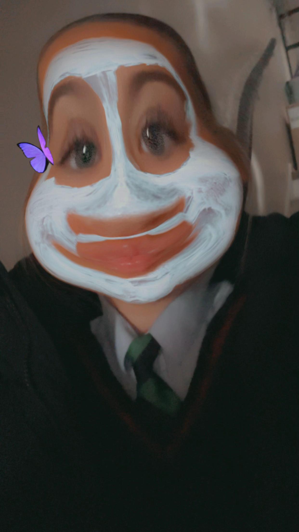 @𝐋𝐀𝐂𝐄𝐘👸🏽🥂🌋