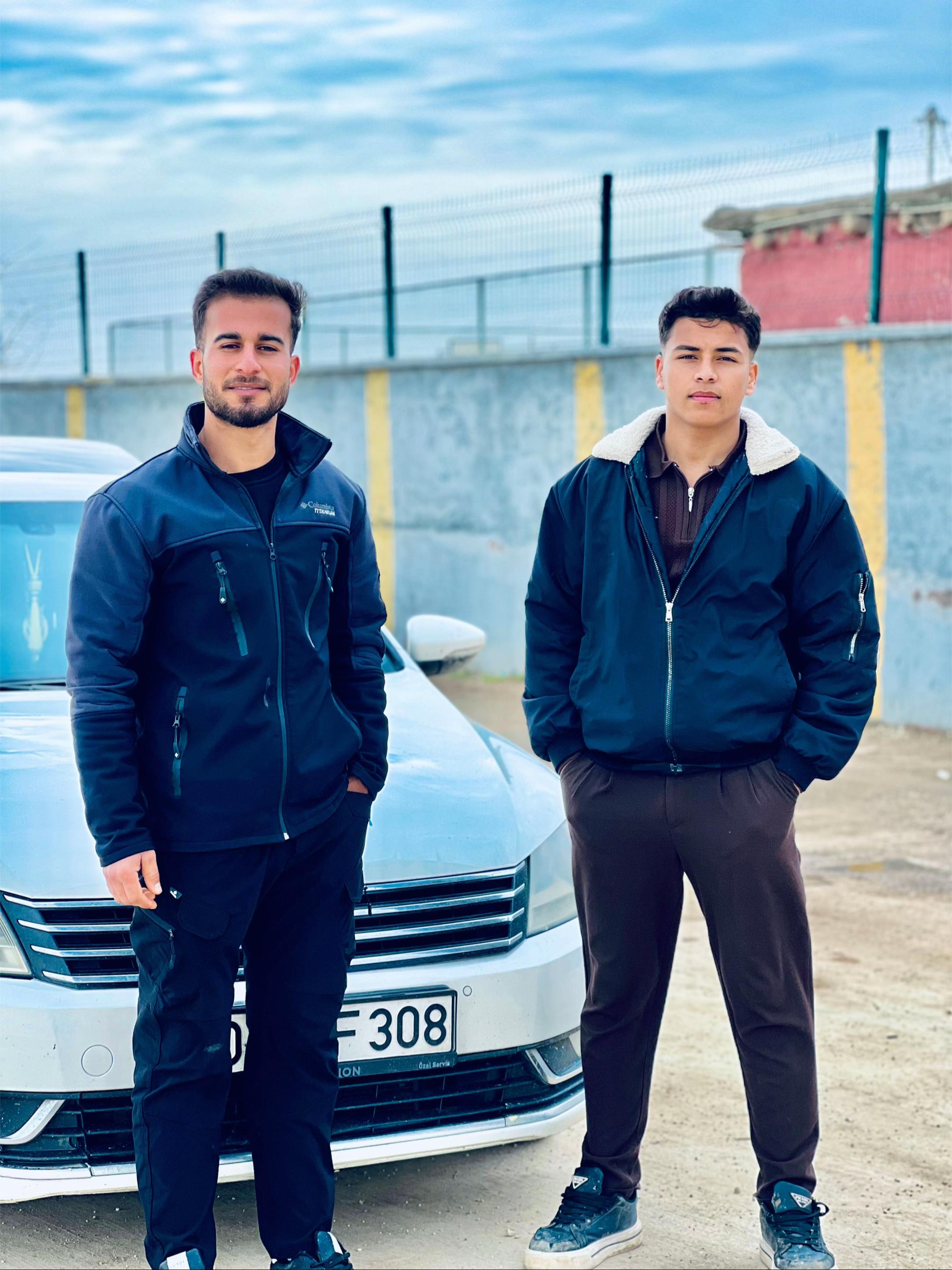 @İ F