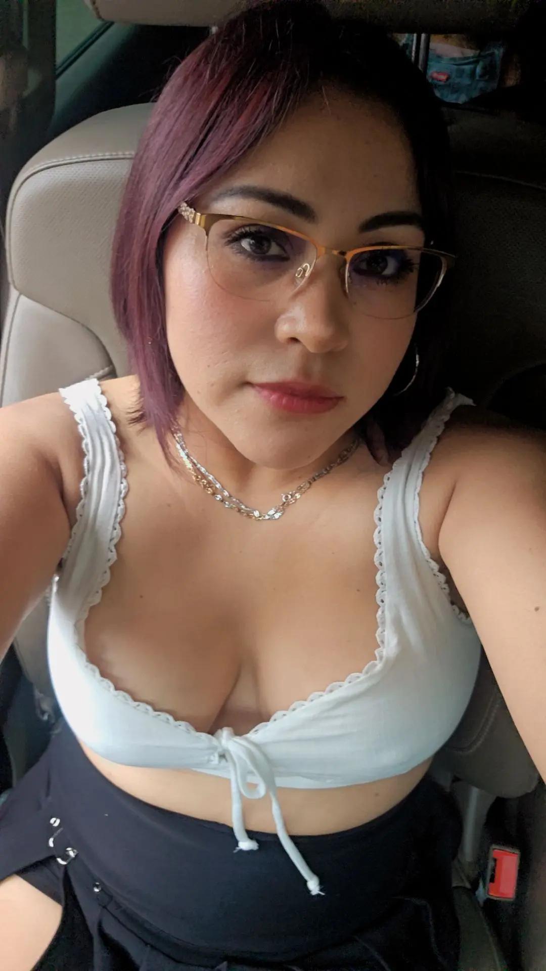 @rosyhilario3