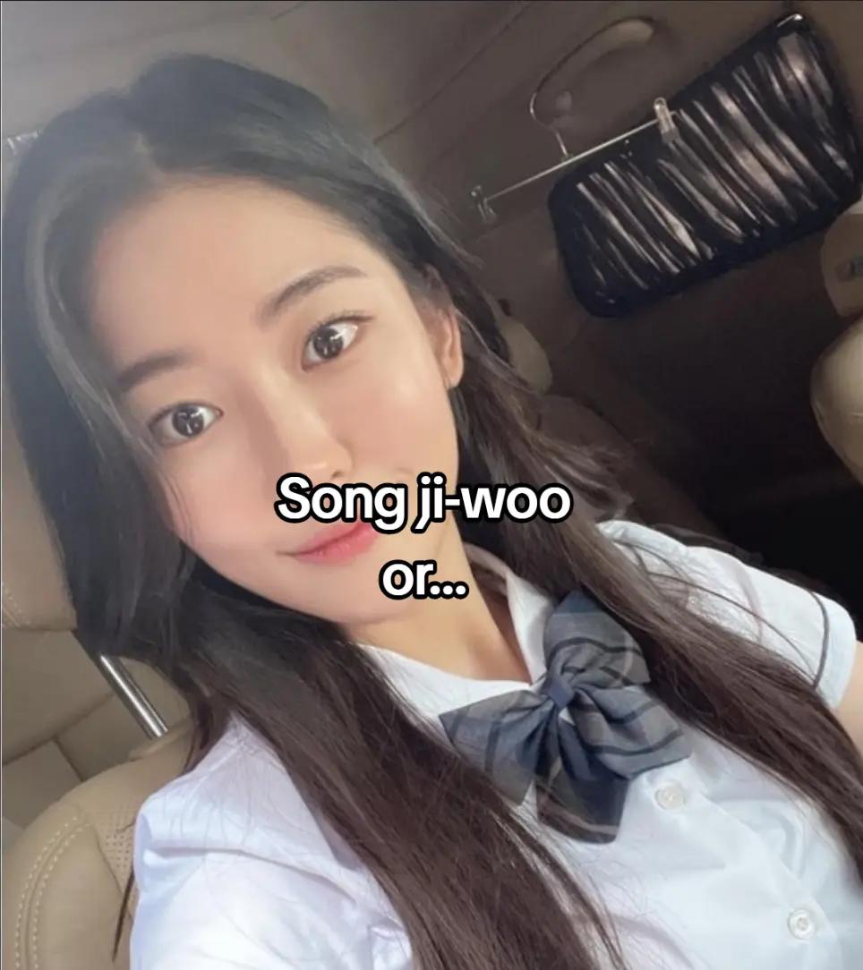 @Kim Jun-hee 😼