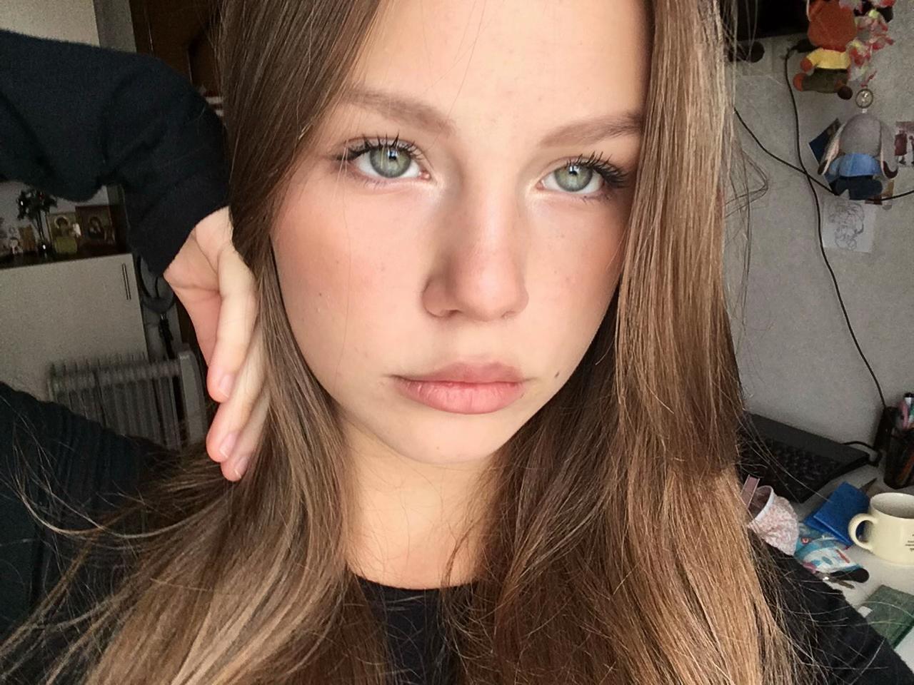 @полина