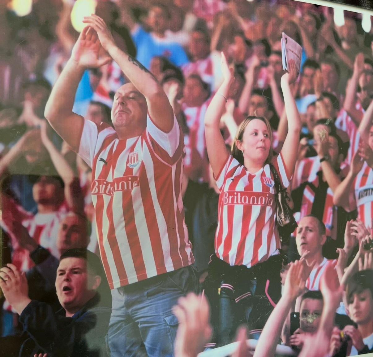 @🔴⚪️ Becky ⚪️🔴