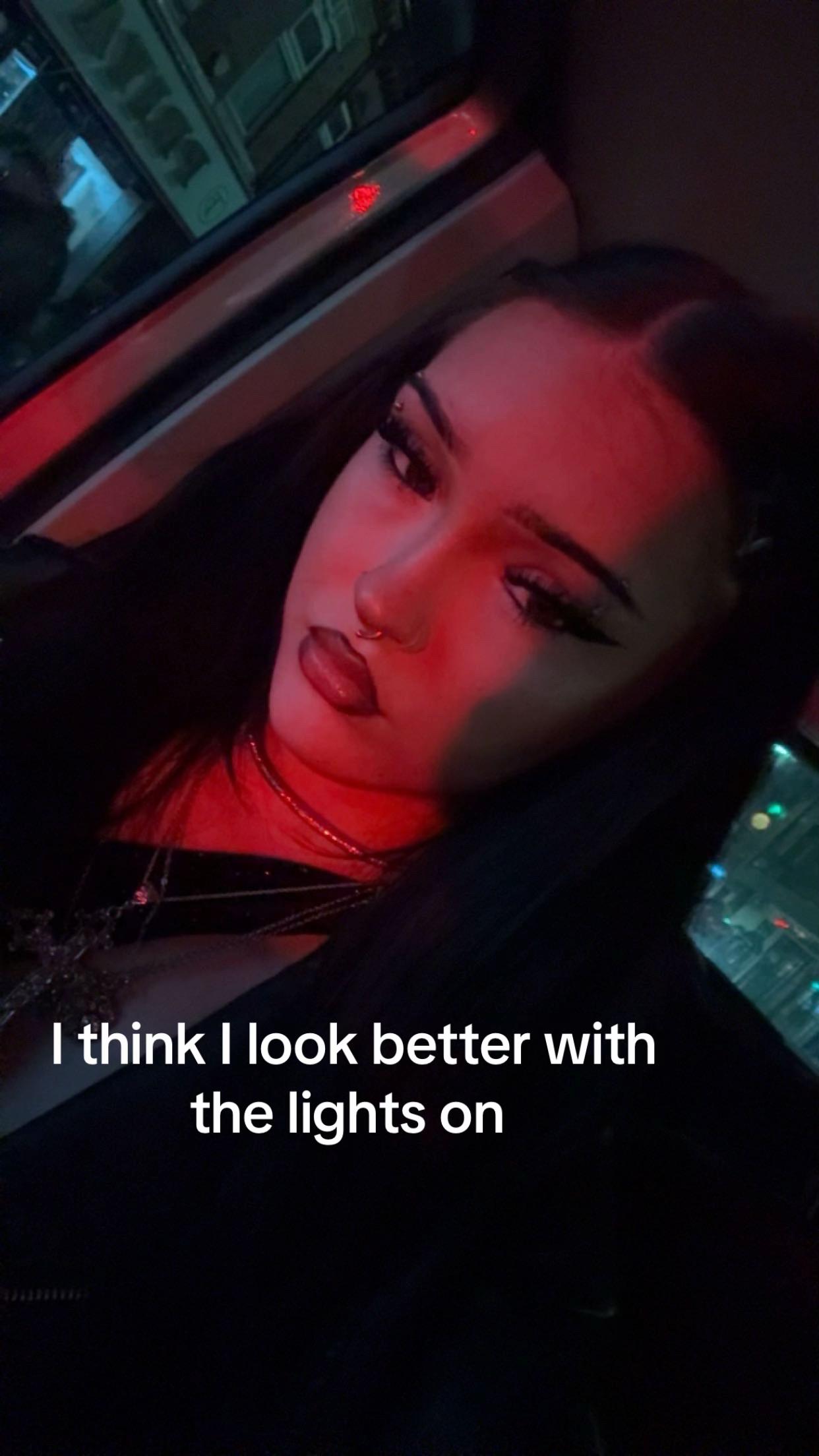 @Arwen𖣂