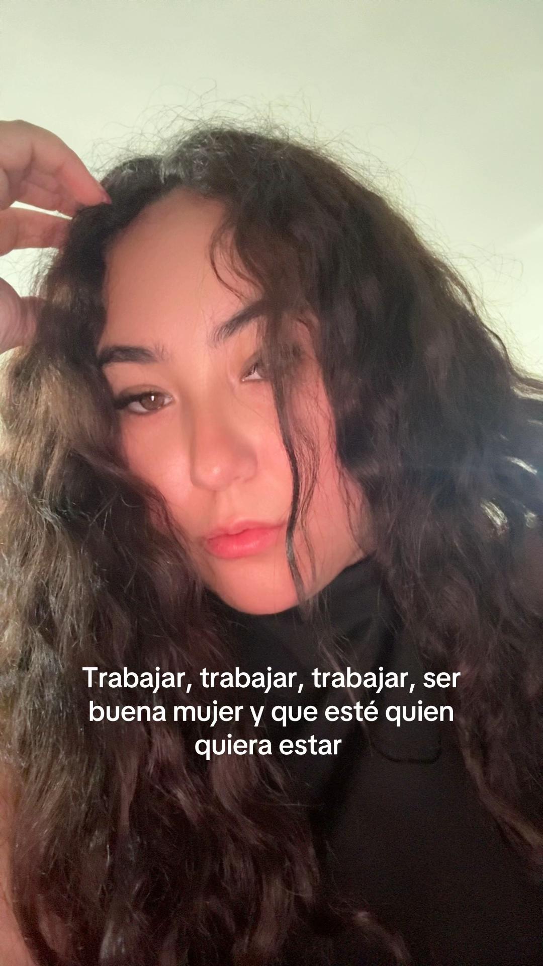 @AlexandraDeLuna_