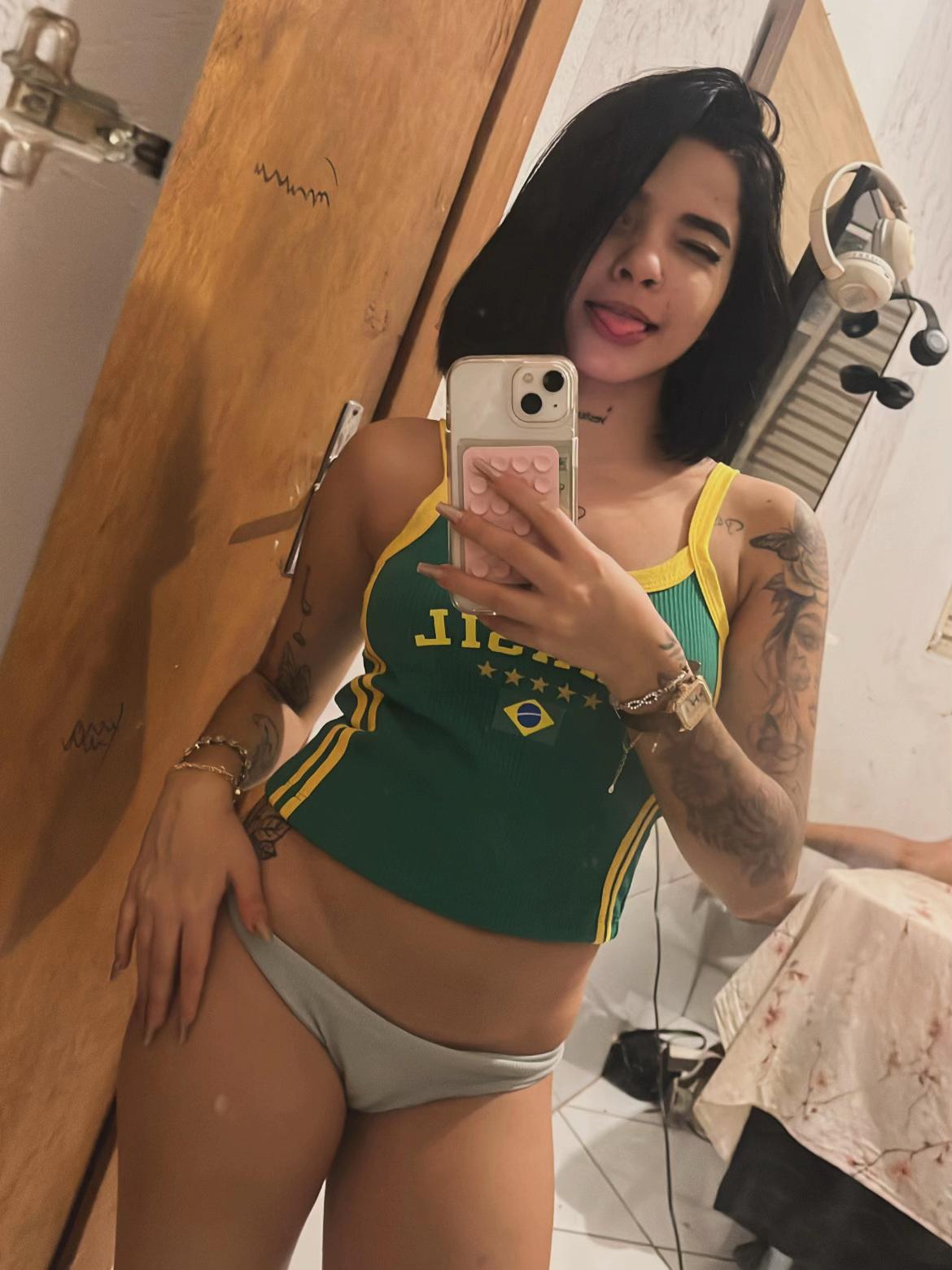@yasminbrunethi