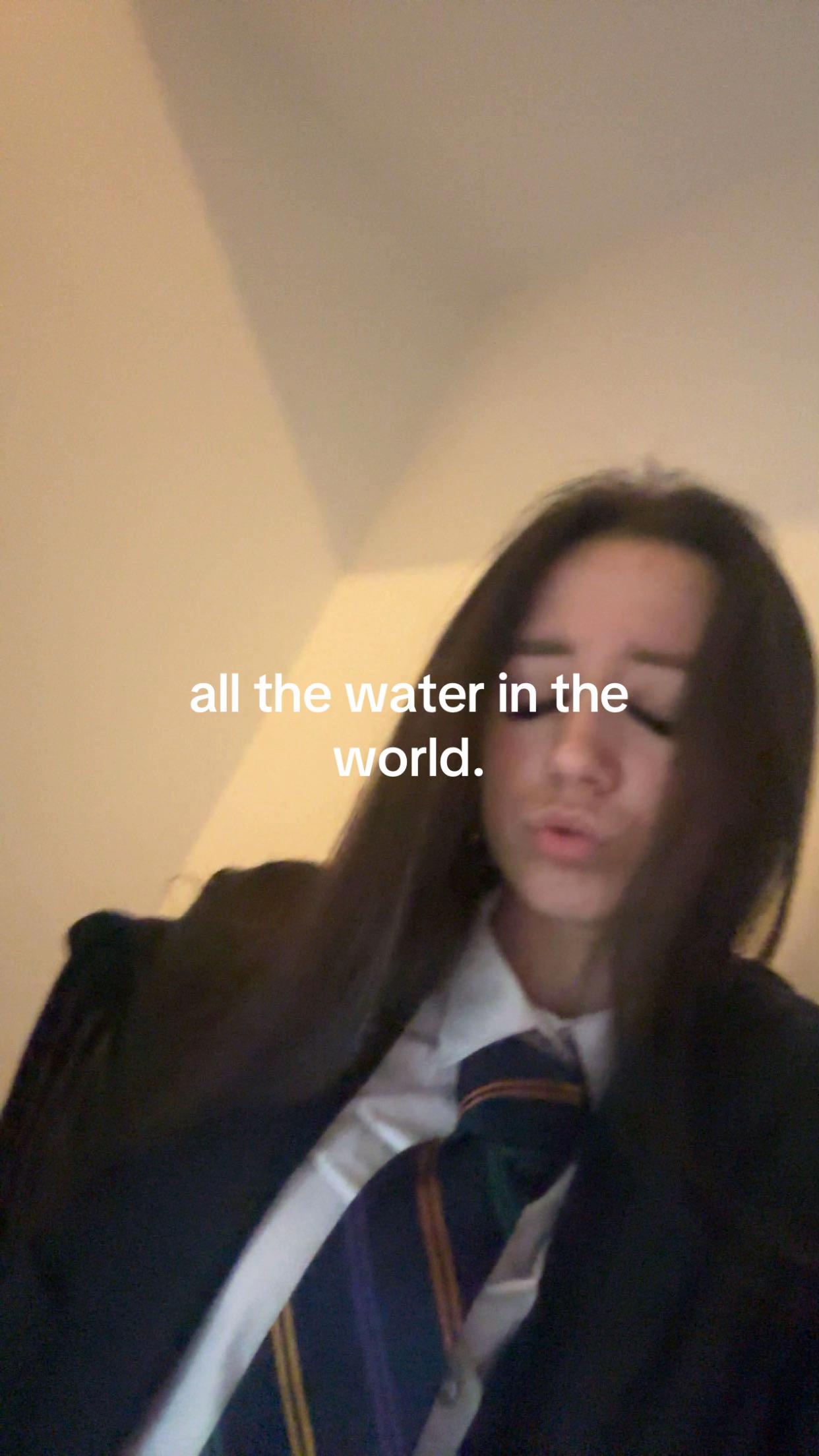 @𝐭𝐚𝐲𝐥𝐨𝐫-𝐫𝐚𝐞.’🤍🫶🏽