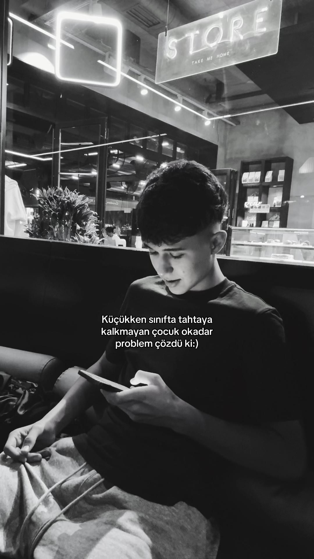 @🪼