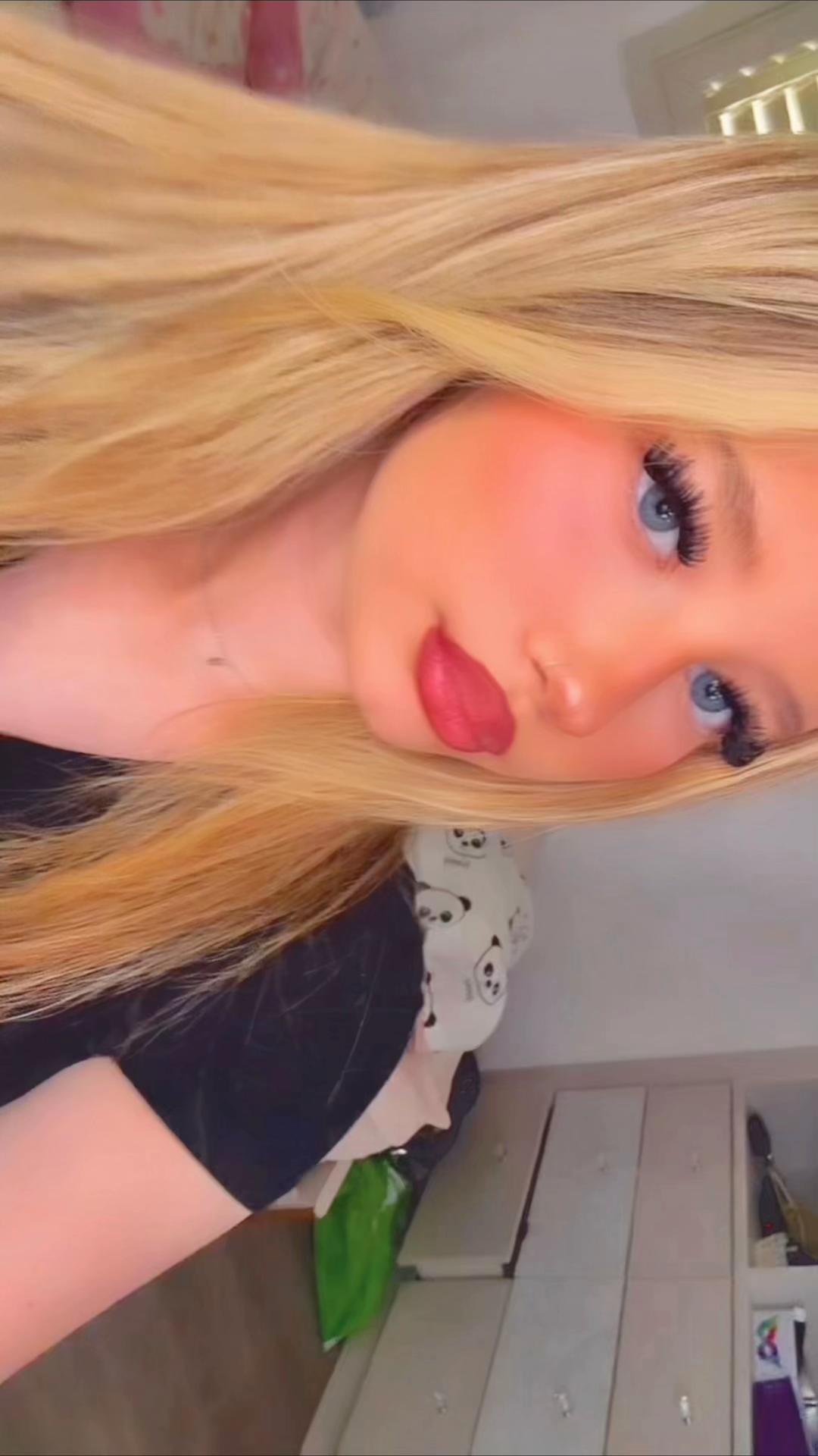 @𝐑𝐎𝐌𝐈