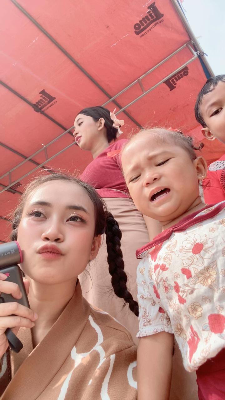 @JihanSafira🌹