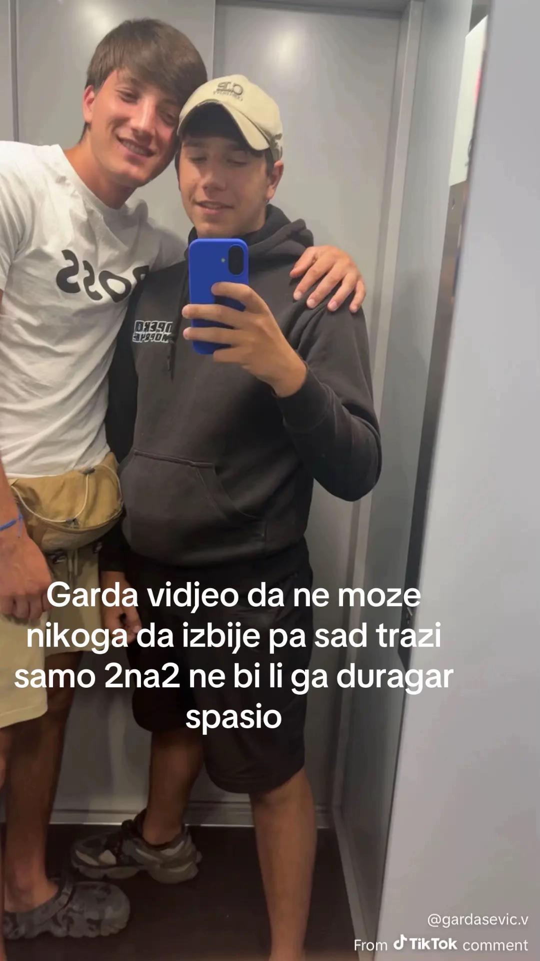 @Pg