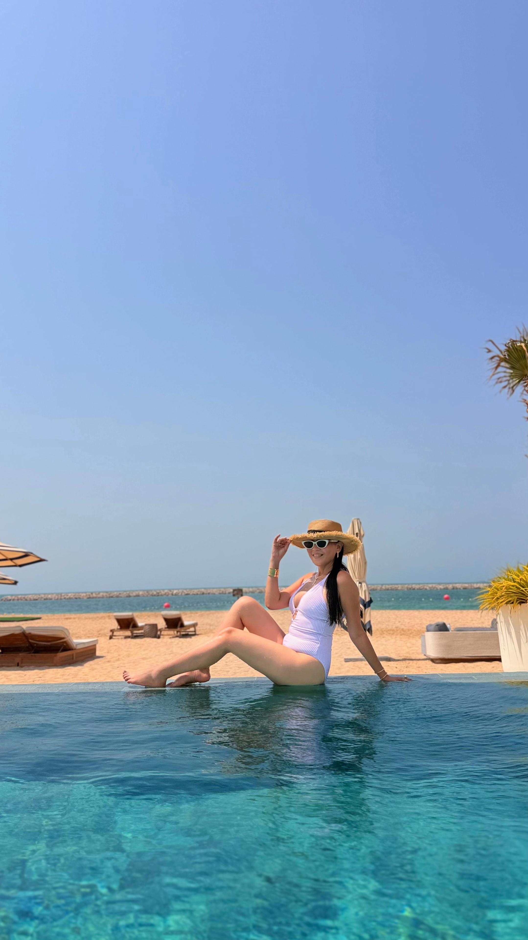 @Genevie | Dubai