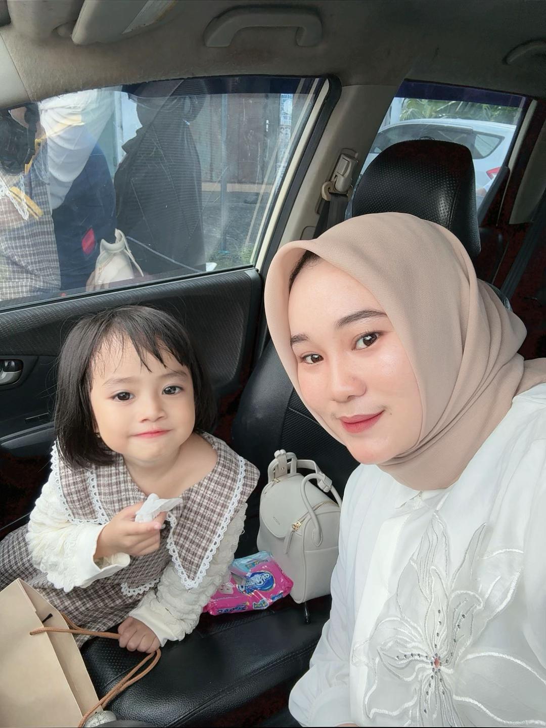 @Ikaa