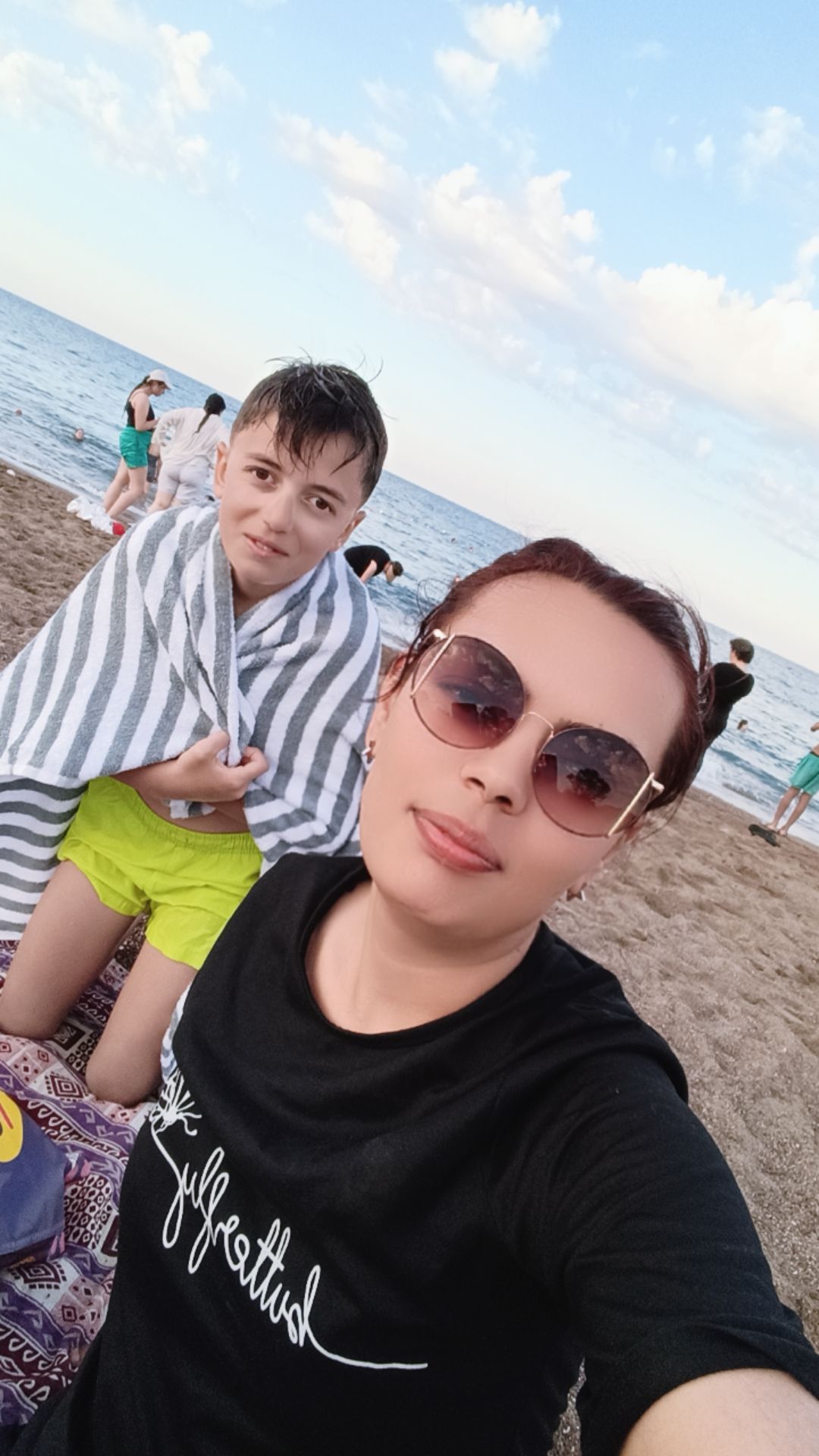 @Ayşegül Akar