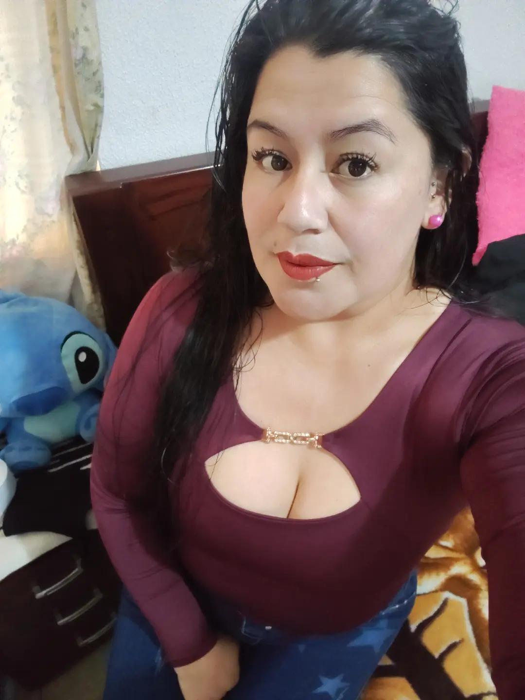 @jazminvalencia305