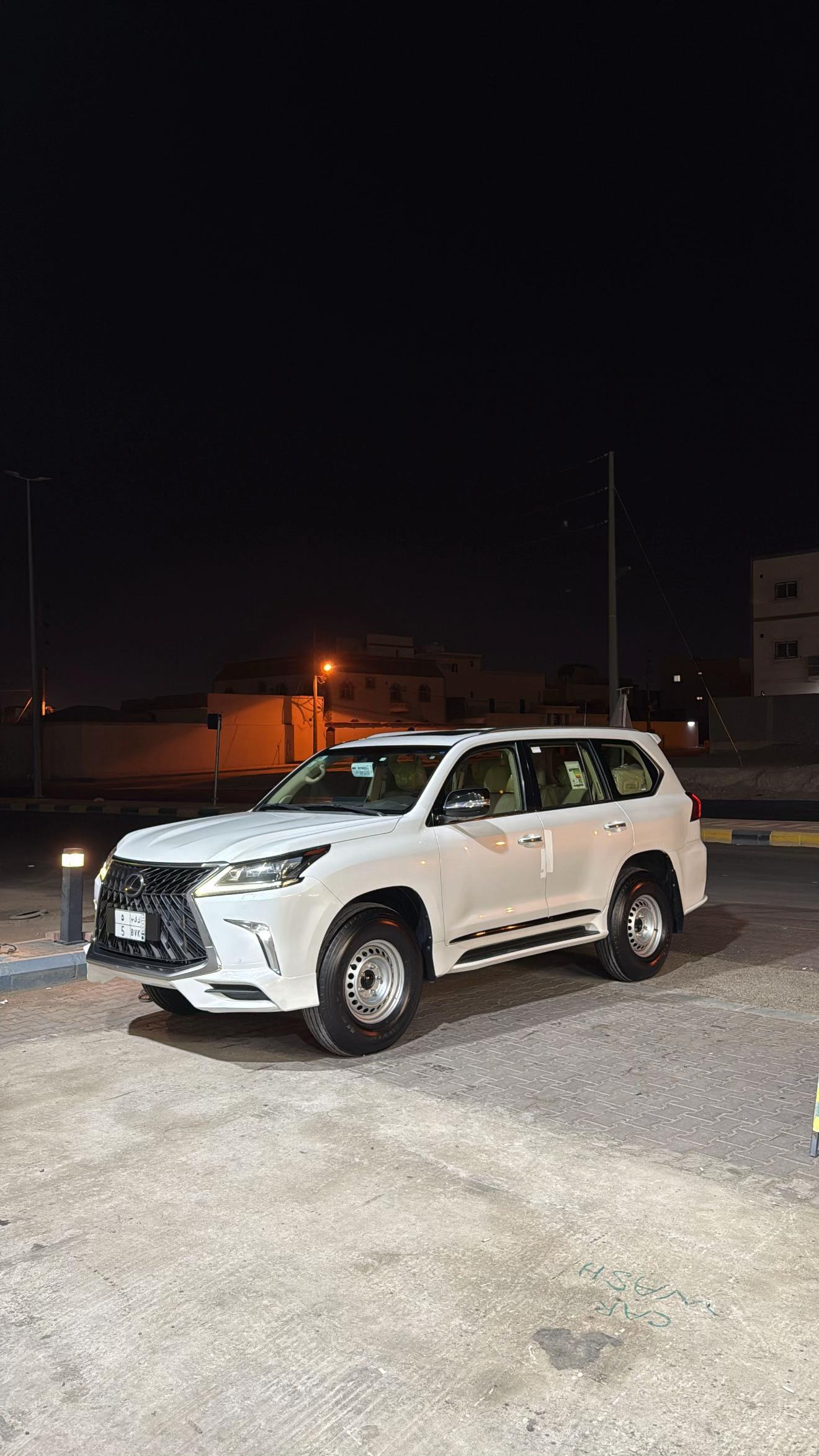 @عبدالله العنزي 🤍 .