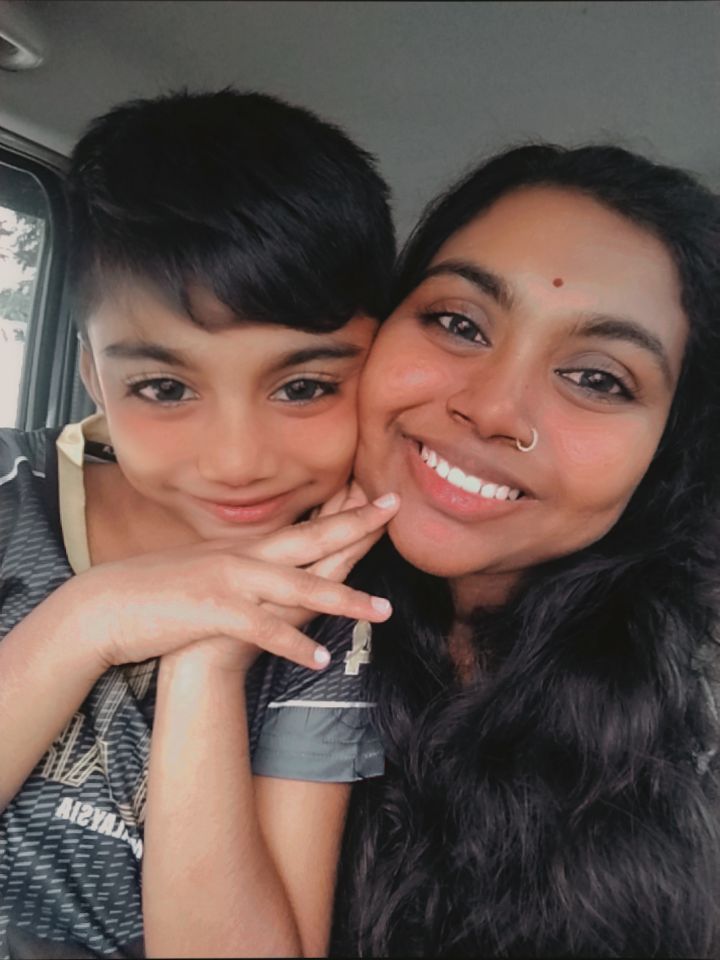 @Nandhini 👑❤️