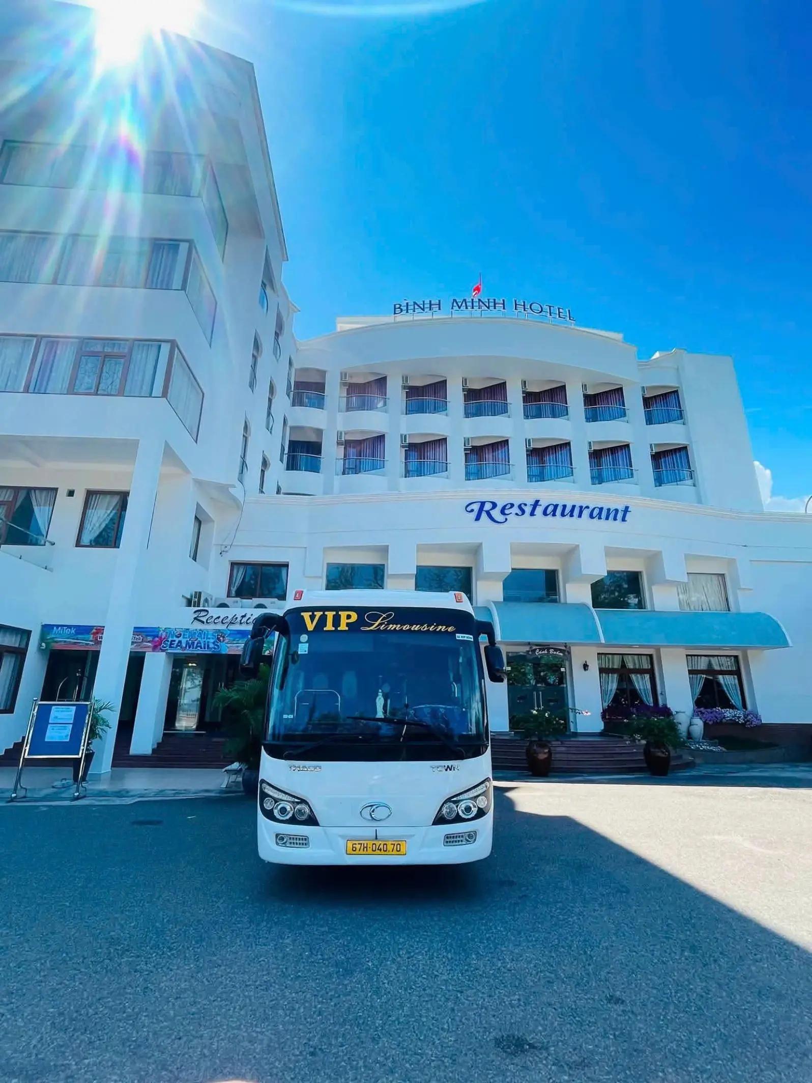 @Nhà Xe Tấn Tài An Giang