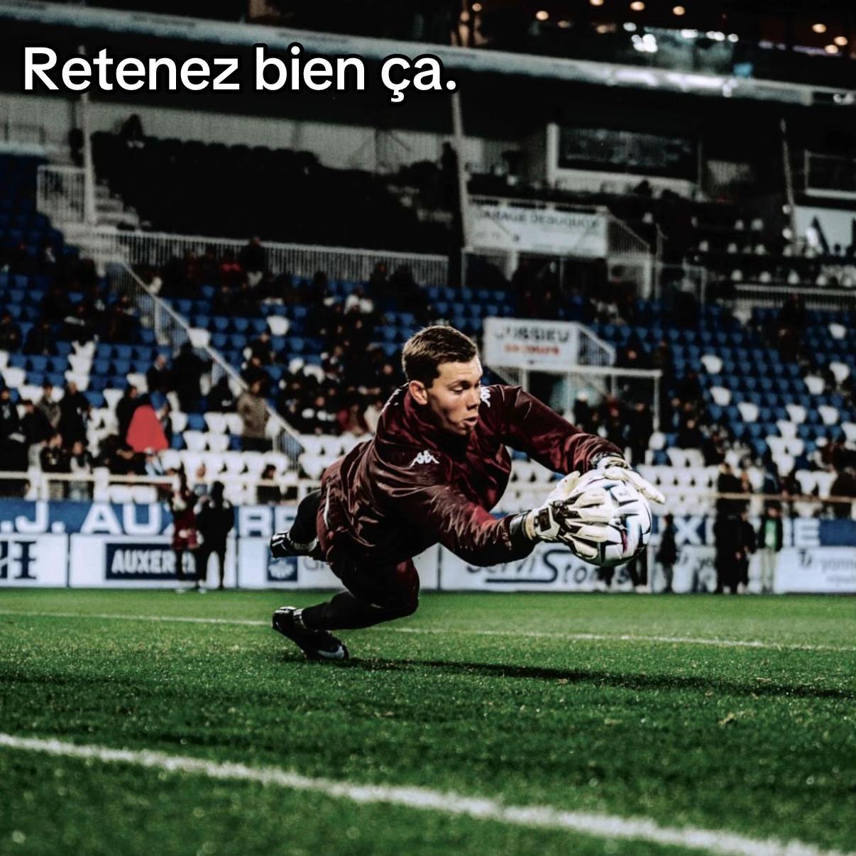 @reyenzo_