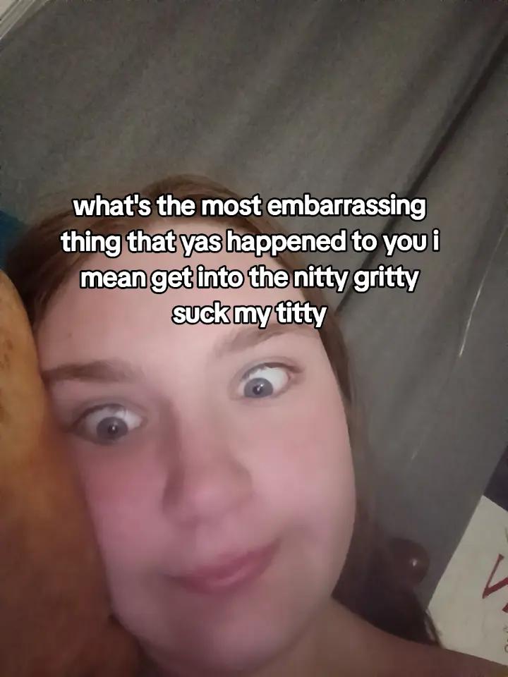 @THE OFFICIAL HELMET HANNAH
