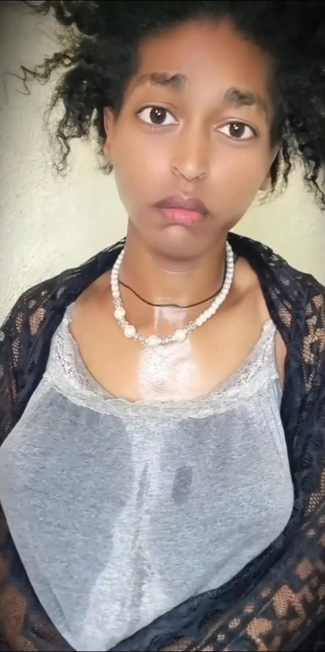 @ሄለን Eምso