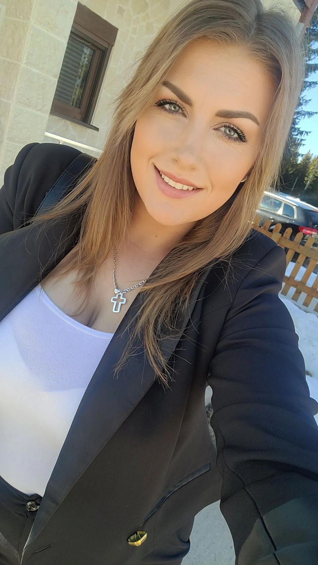 @Ana Leković